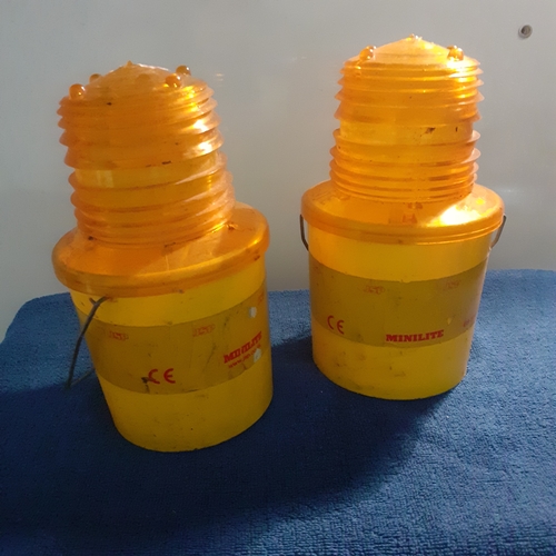 4 - 2 mini lite orange beacons