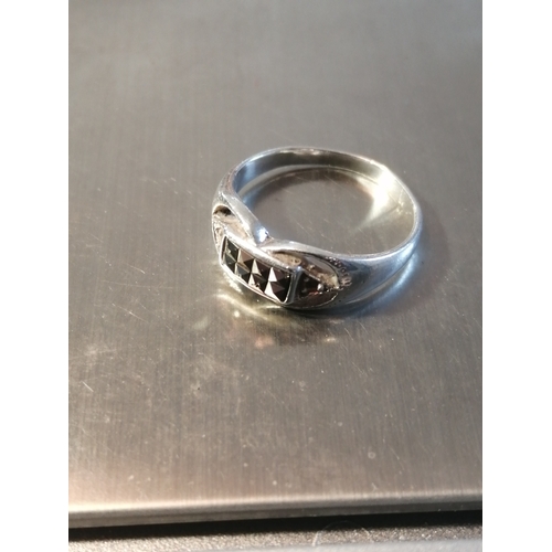 21A - Silver ring 3.05 grams Size N