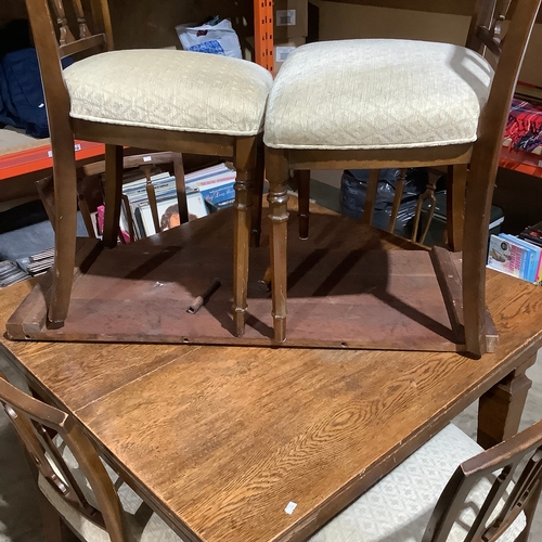 428 - Vintage hand crank adjustable oak table with 6x chairs