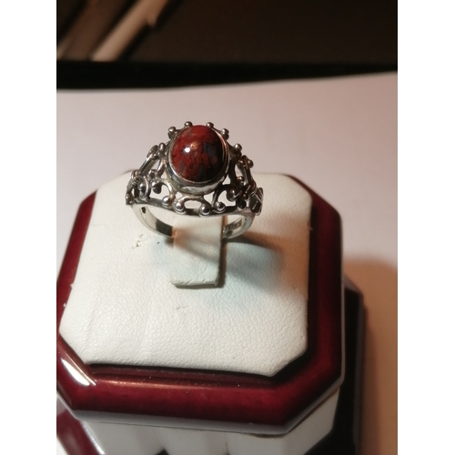 28A - Silver ring set with large single red gemstone 4.0 grams Size N