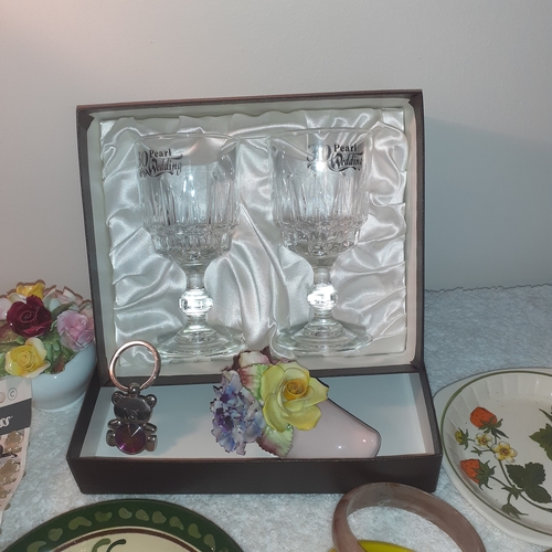 6 - An interesting lot of vintage collectable items, including Wade, Wedgewood, glassware, pun dishes an... 