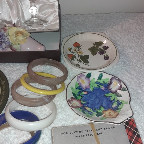 6 - An interesting lot of vintage collectable items, including Wade, Wedgewood, glassware, pun dishes an... 