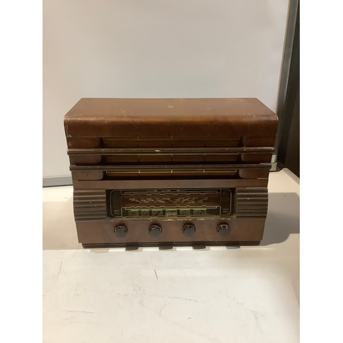 138 - Regentone valve radio - as original - untested