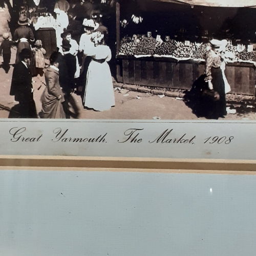 89 - Framed picture of Great Yarmouth Market in 1907