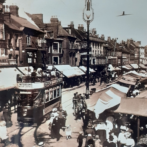 89 - Framed picture of Great Yarmouth Market in 1907