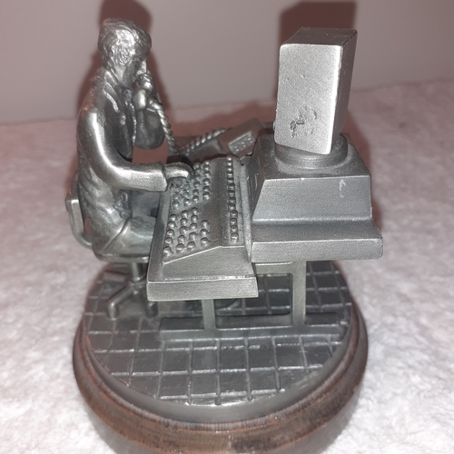 103 - Etain Zinn pewter. Man at desk figure. Rare composition. Great detail and condition