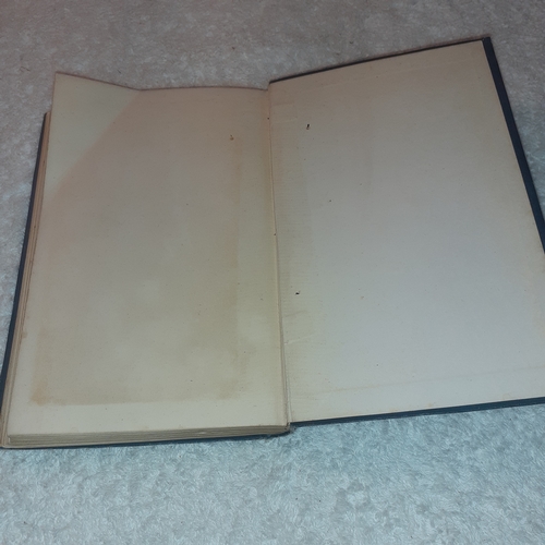 110 - A 1907 copy of Through the looking glass and what Alice found there by Lewis Caroll. Good condition ... 