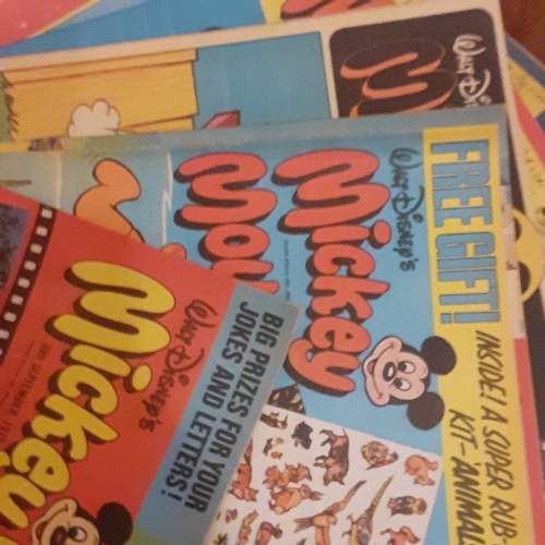 160A - Vintage Mickey Mouse comics 1970s.  Consecutive numbers 141 to 160. Numbers 145, 146 and 159 missing... 