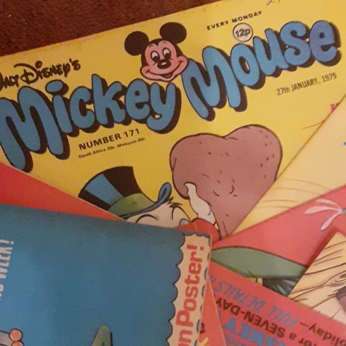 170A - Vintage Mickey Mouse comics 1970s.  Consecutive numbers 171 to 180

There may be some hand written p... 