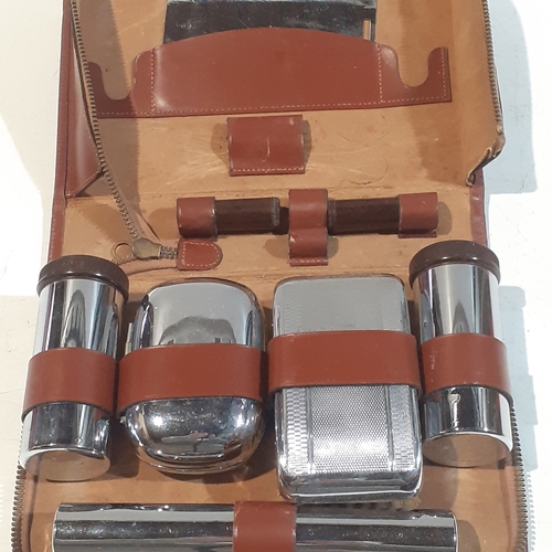 264 - Vintage mens grooming set. All contents are empty