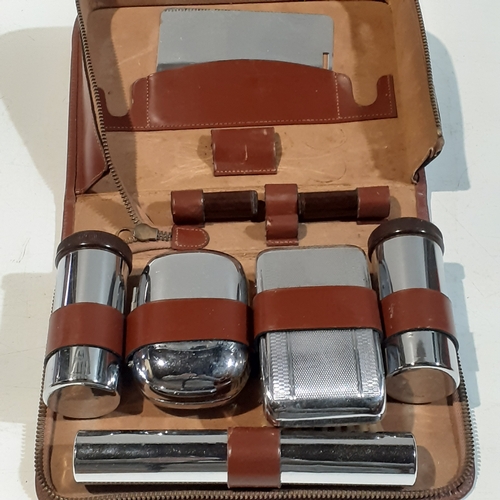 264 - Vintage mens grooming set. All contents are empty