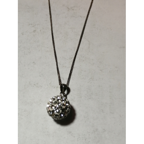 26A - Silver necklace with glitter ball pendant 2.03 grams