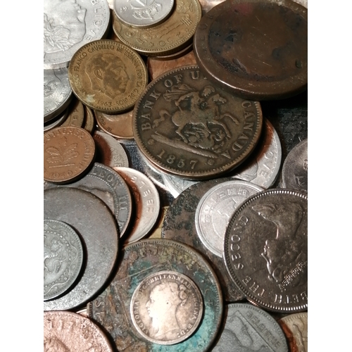 39A - Large tin of mixed coinage (silver noted)