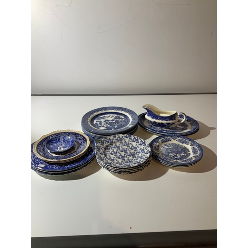 122 - Selection of blue and white china including some old willow