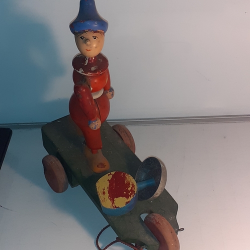 11 - A vintage pull along wooden toy. Needs some love. Good for upcycle