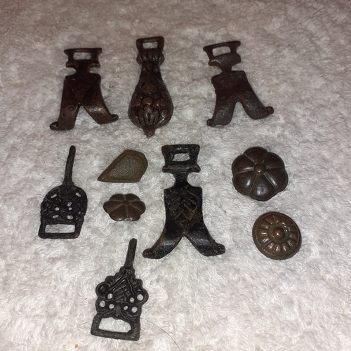 7 - Small items from metal detection find. Interesting lot. No details of exactly what they are