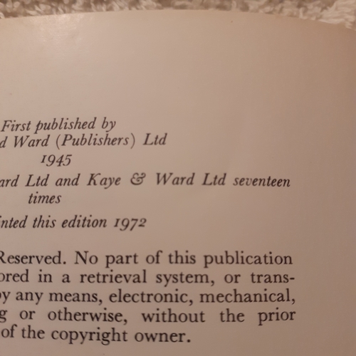 28 - 6 Thomas the tank engine books from 1970s by Rev W Awdry