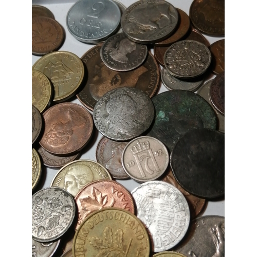 39A - Box of mixed coinage (silver noted)