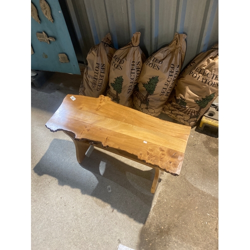 23 - 90cm wide log effect bench in nice condition