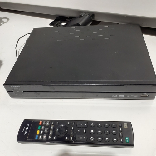11 - Toshiba Digital TV recorder. HDR5010. With remote. Working.
