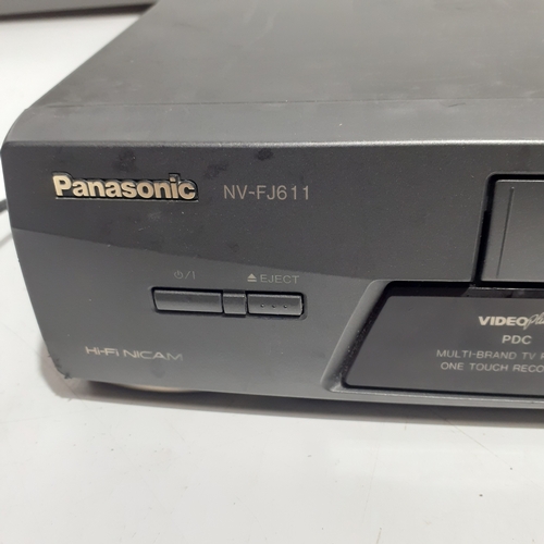 21 - Panasonic Superdrive. NVFJ611 with remote. Working
