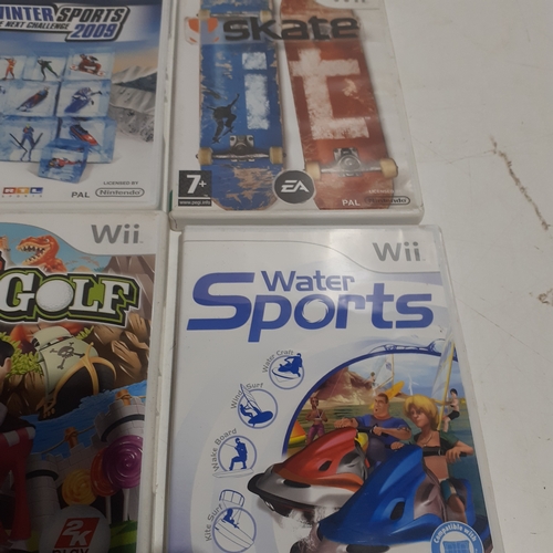 9 - Quantity of Wii games including Skate it, World of zoo and more