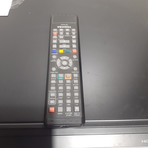 178 - Toshiba DVD RW/R and recording. Model DVR20KB with remote and tested and working