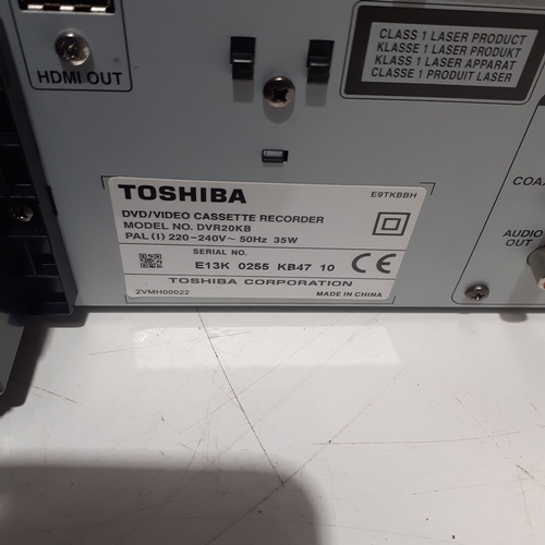 178 - Toshiba DVD RW/R and recording. Model DVR20KB with remote and tested and working