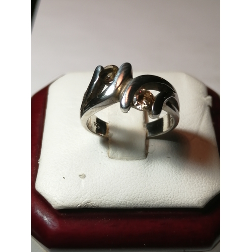 25A - Silver ring set with 2 yellow gemstones 4.82 grams Size N