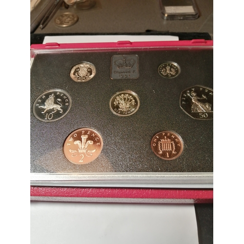 36A - 1991 proof set 1 pound to 1p (7 coins) in red deluxe leather case
