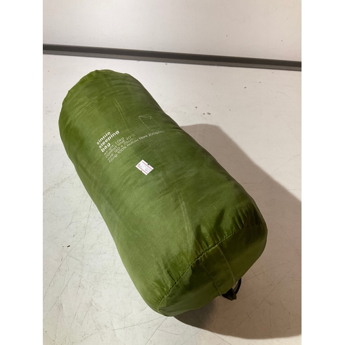 106 - Single sleeping bag