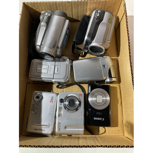124 - Quantity of mixed cameras and camcorders to include Acer, Canon, JVC etc untested