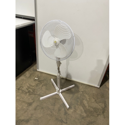 180 - Floor standing fan