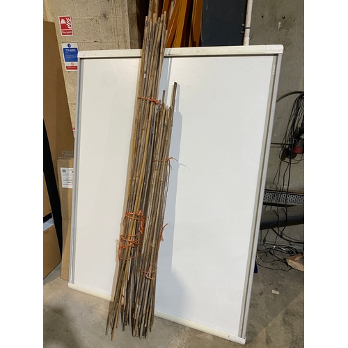 495 - Large quantity of various cane