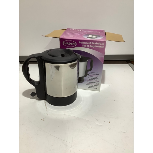 475 - Hayden polished stainless steel jug kettle