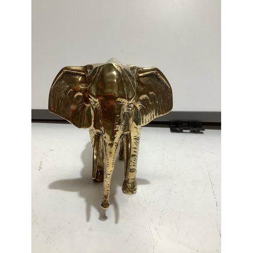 15 - ‘Jumbo’ large brass elephant - spans nearly 40cm and is 4kg