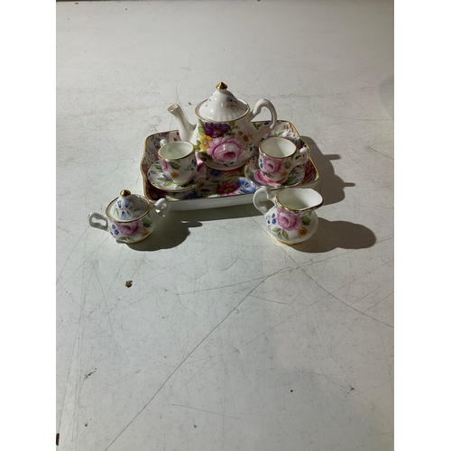 35 - Miniature Staffordshire bone chine tea service set