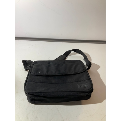 208 - Targus laptop bag