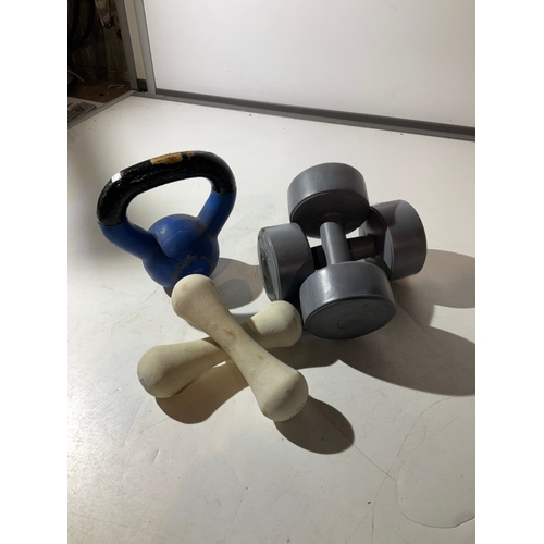 177 - Selection of dumbbells,  kettle weights  and push up bars