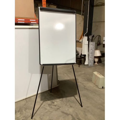 486 - 4ftx3ft whiteboard on stand