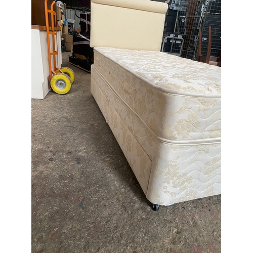 492 - Single divan base with 2 drawers & mattress - very nice condition