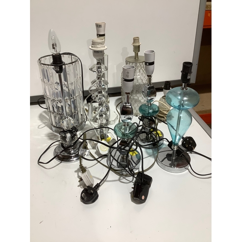 483 - Quantity of various lamps - some matching