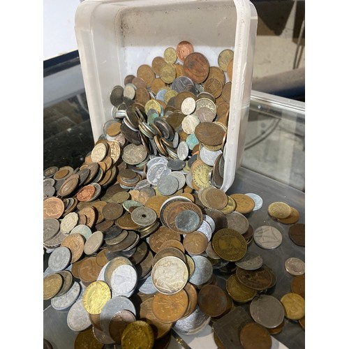 156A - Tub of mixed coinage silver noted inc foreign coins, copper coinage, brass 3p piece & much more