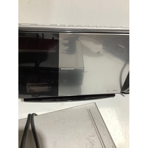 49 - Mixed audio lot inc GPO turntable & Panasonic SC-HC30DB hifi - as untested