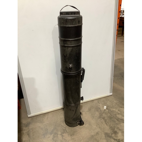 177 - Trav-a-lite golf club travel case - no key