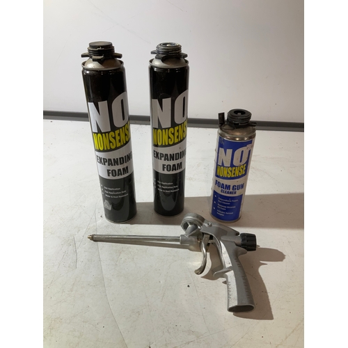 160 - Expanding Foam gun & expanding foam with cleaner