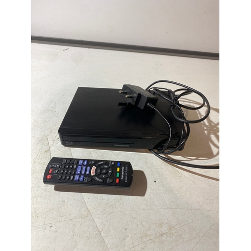 Panasonic DMPBD84 smart bluray player with remote
