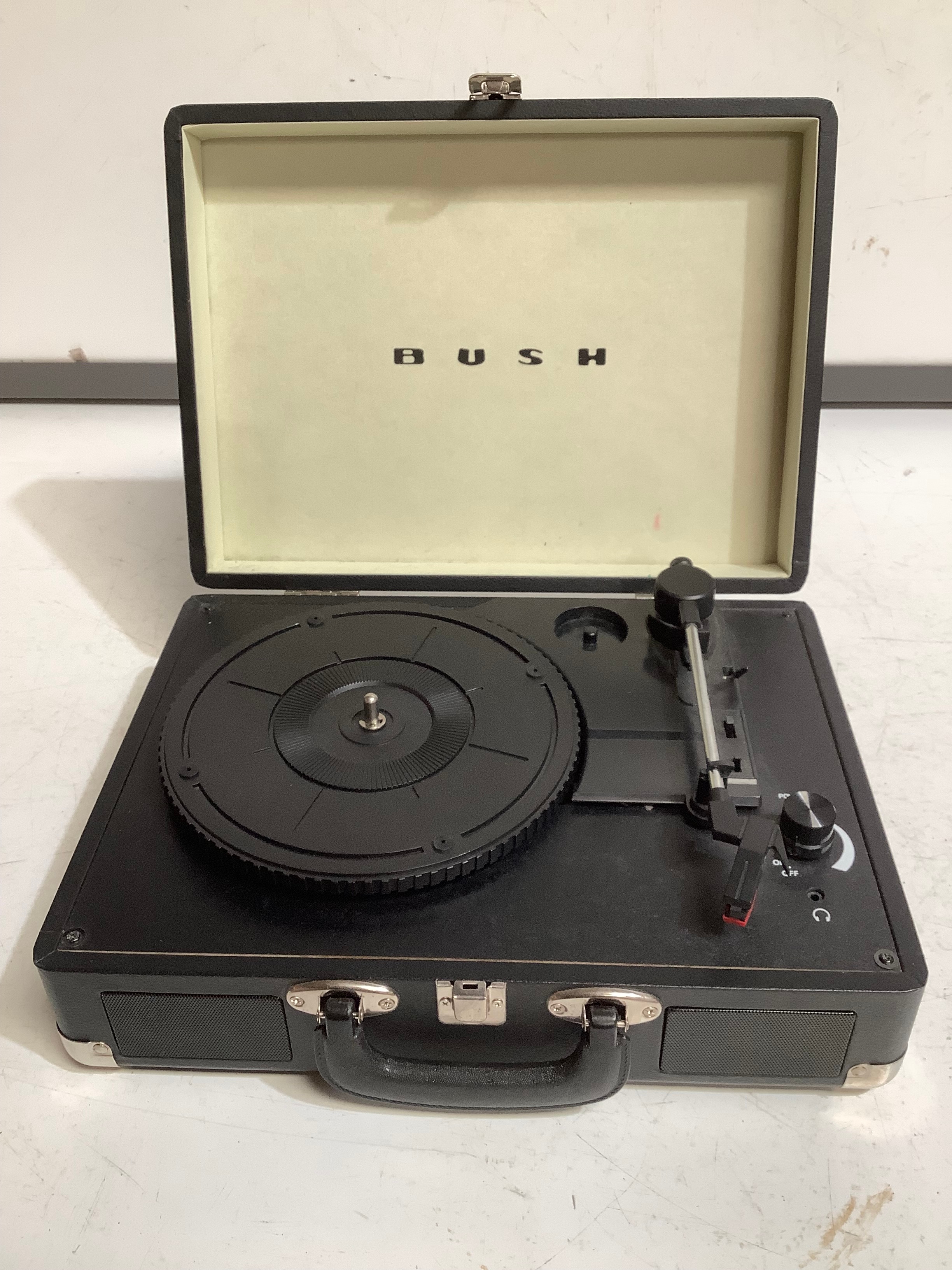 Bush turntable. Model KTS – 601