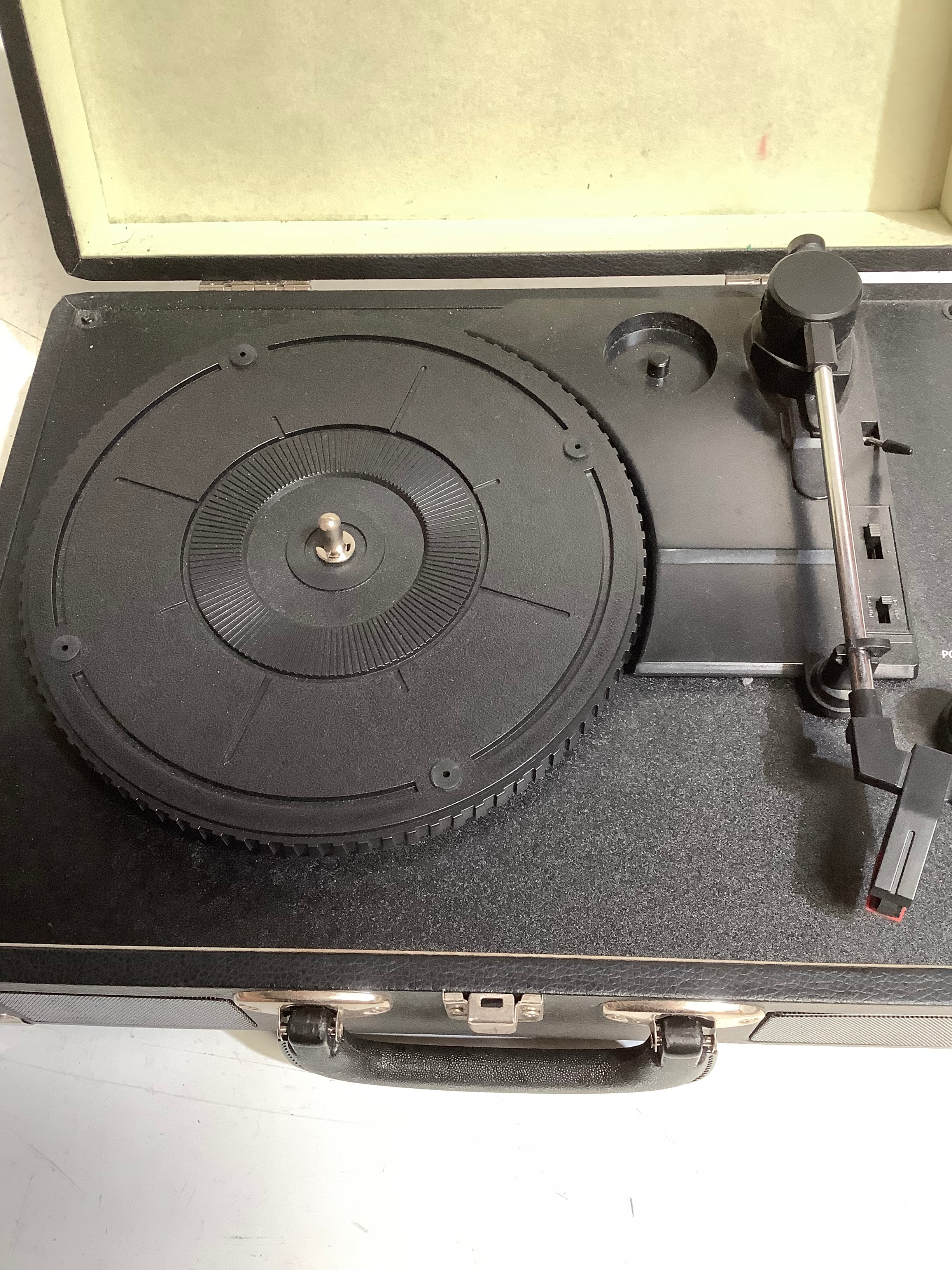 Bush turntable. Model KTS – 601