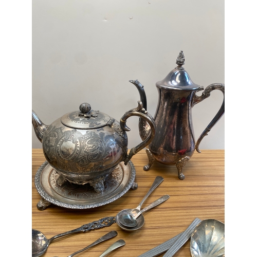 60 - Quantity of silver plated & pewter ware inc teapots